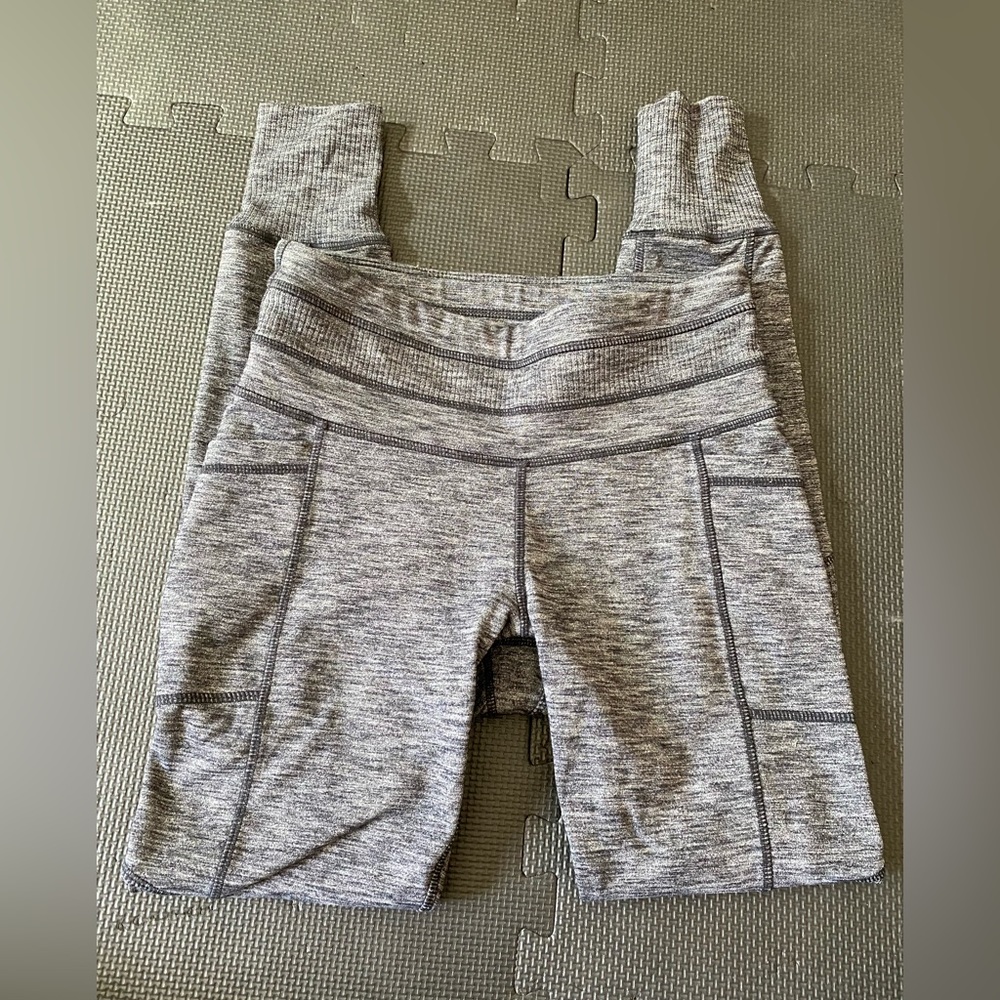Alexa grey leggings with pockets Womens size XS